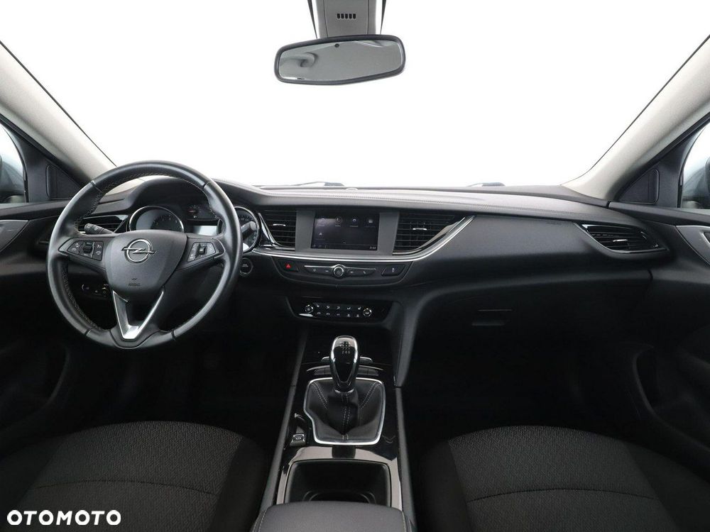 Opel Insignia - 15