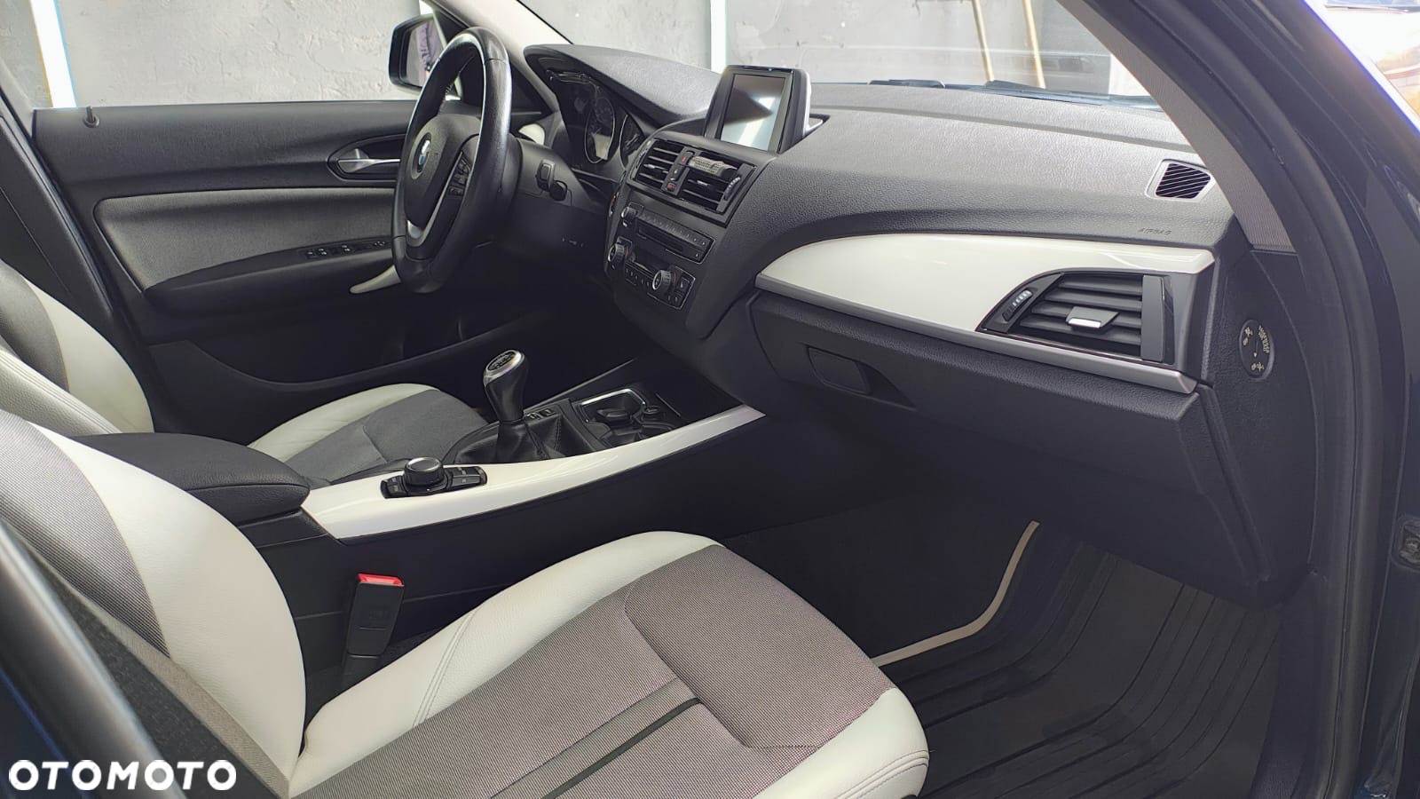 BMW Seria 1 118d Urban Line - 11