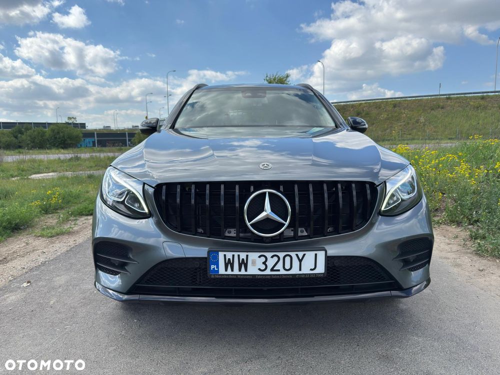 Mercedes-Benz GLC 250 4Matic 9G-TRONIC AMG Line - 8