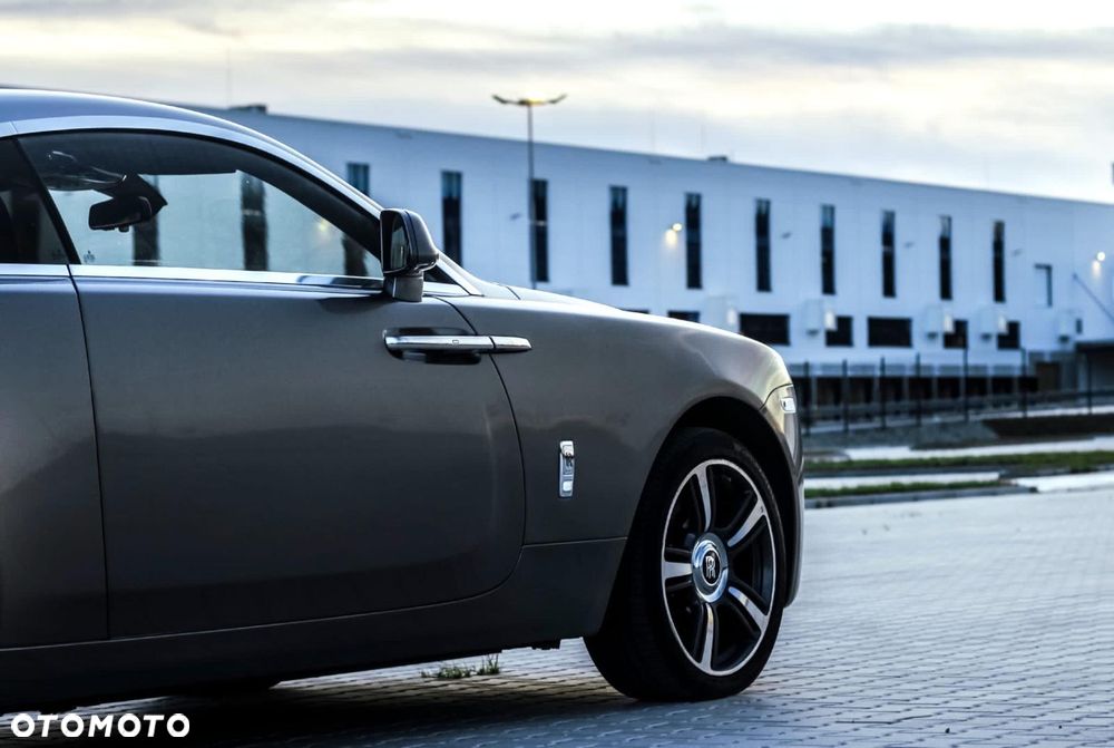 Rolls-Royce Wraith - 7