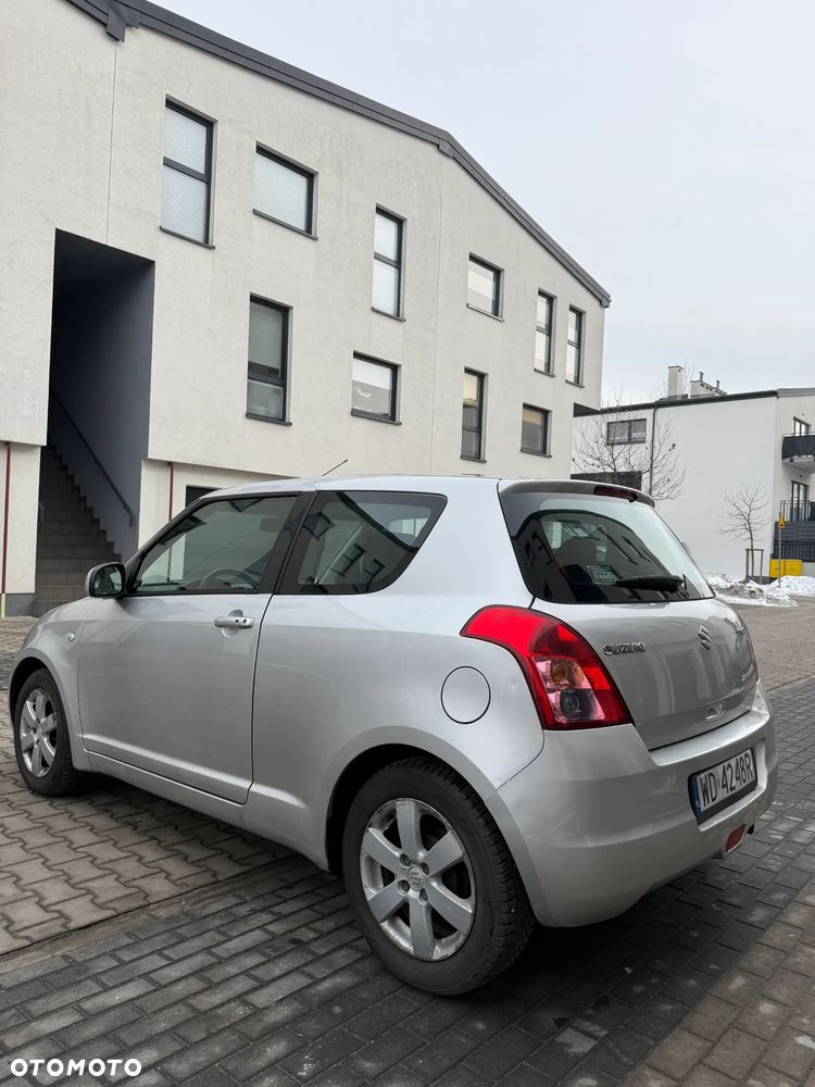 Suzuki Swift 1.3 GC - 7