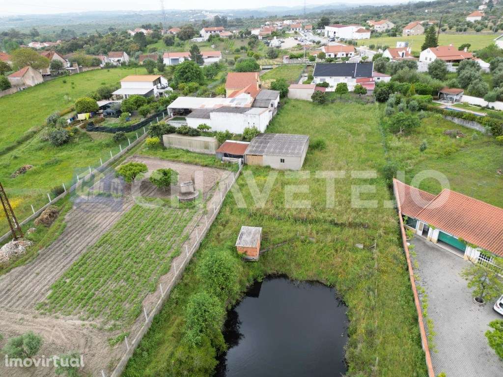 Terreno inserido parcialmente em espaços habitacionais no PDM, próx... - Grande imagem: 4/11
