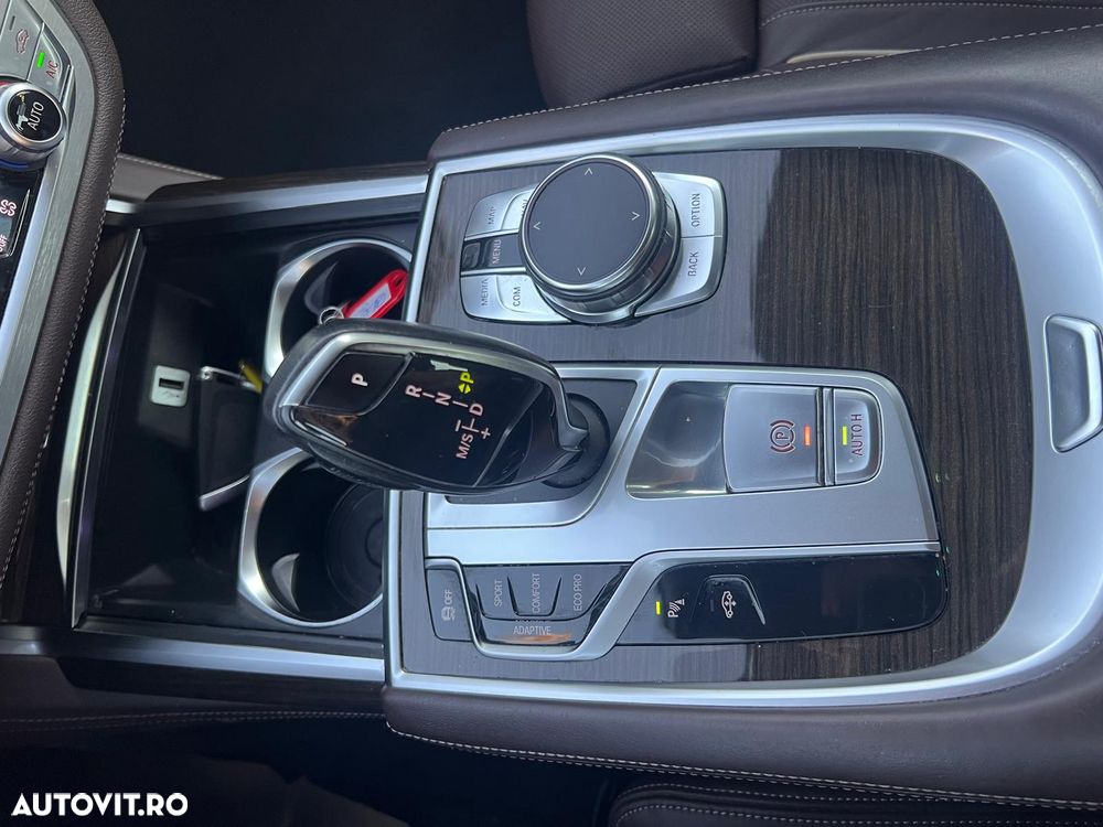 BMW Seria 7 730d xDrive - 23