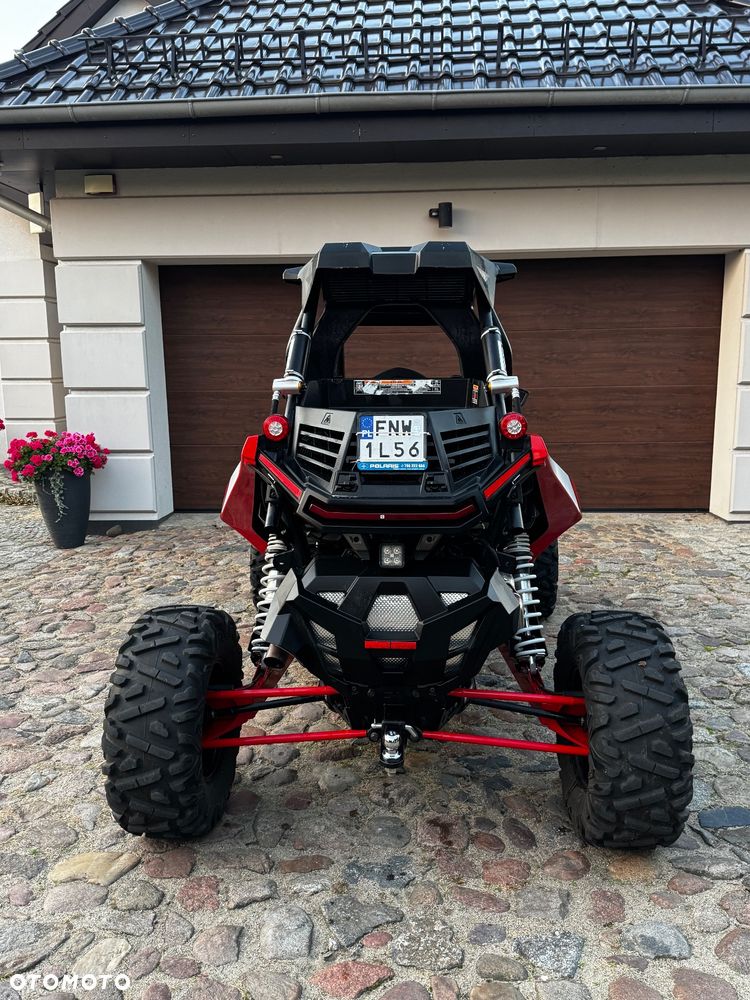 Polaris RZR - 6