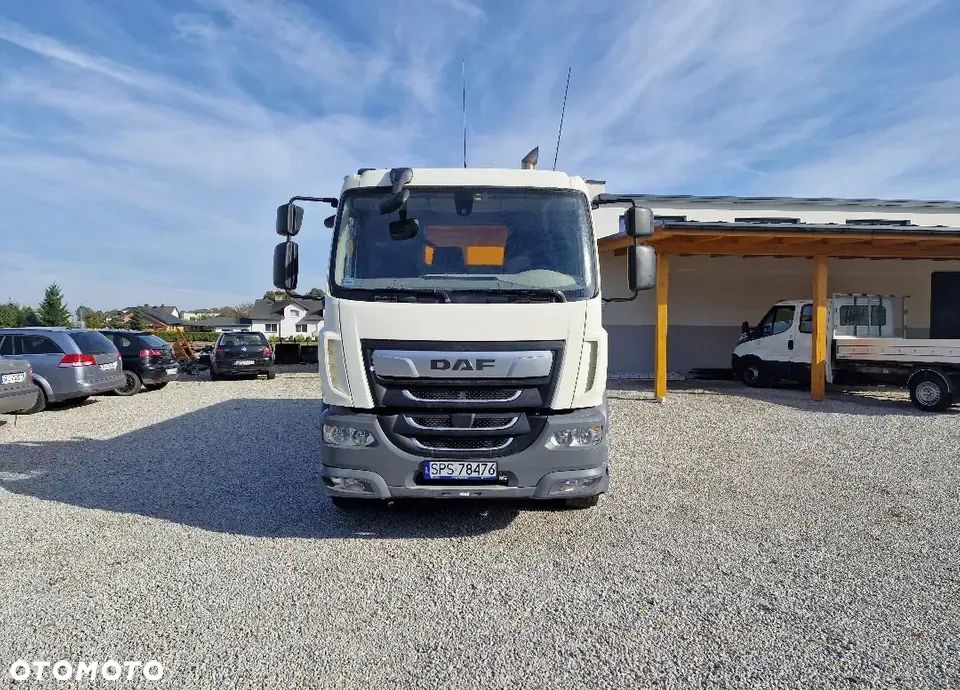 DAF LF 320 FA Day Cab 4x2 - 3
