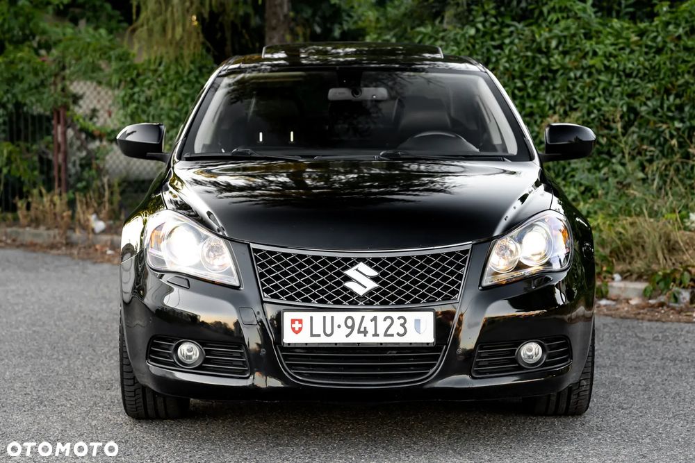 Suzuki Kizashi 2.4 4x4 CVT Sport - 16
