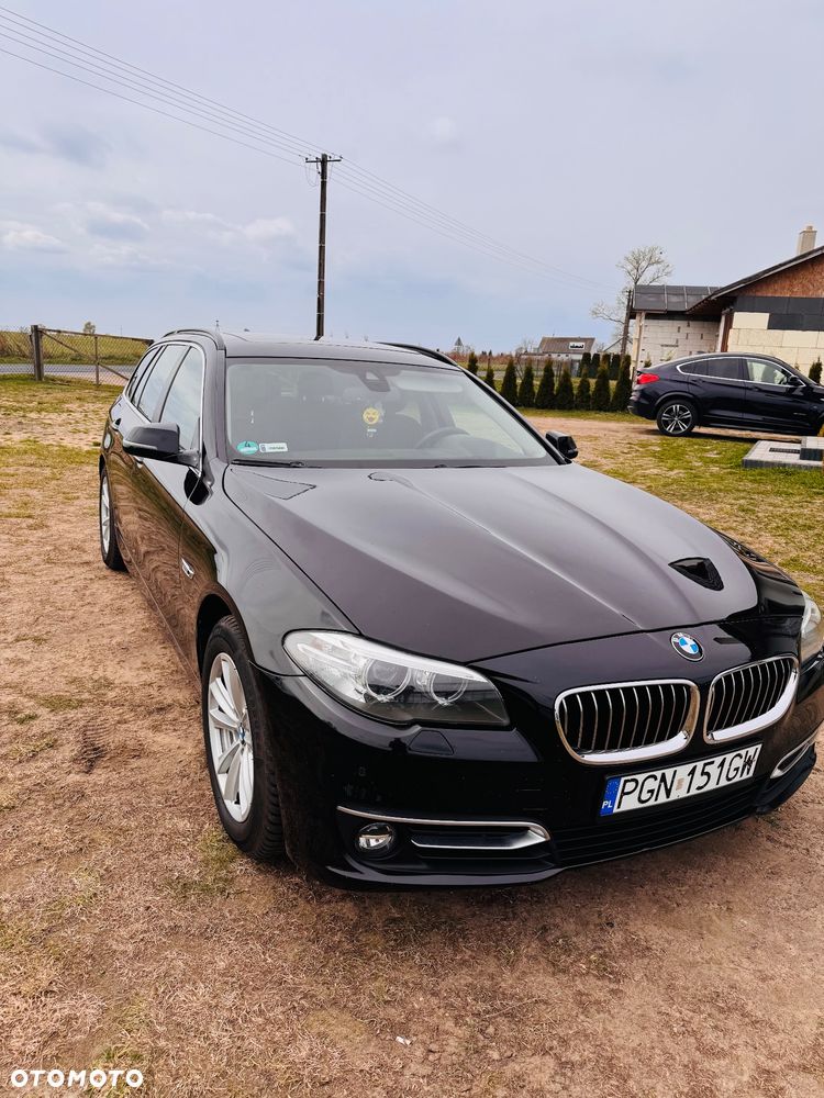 BMW Seria 5 520d xDrive Luxury Line - 1