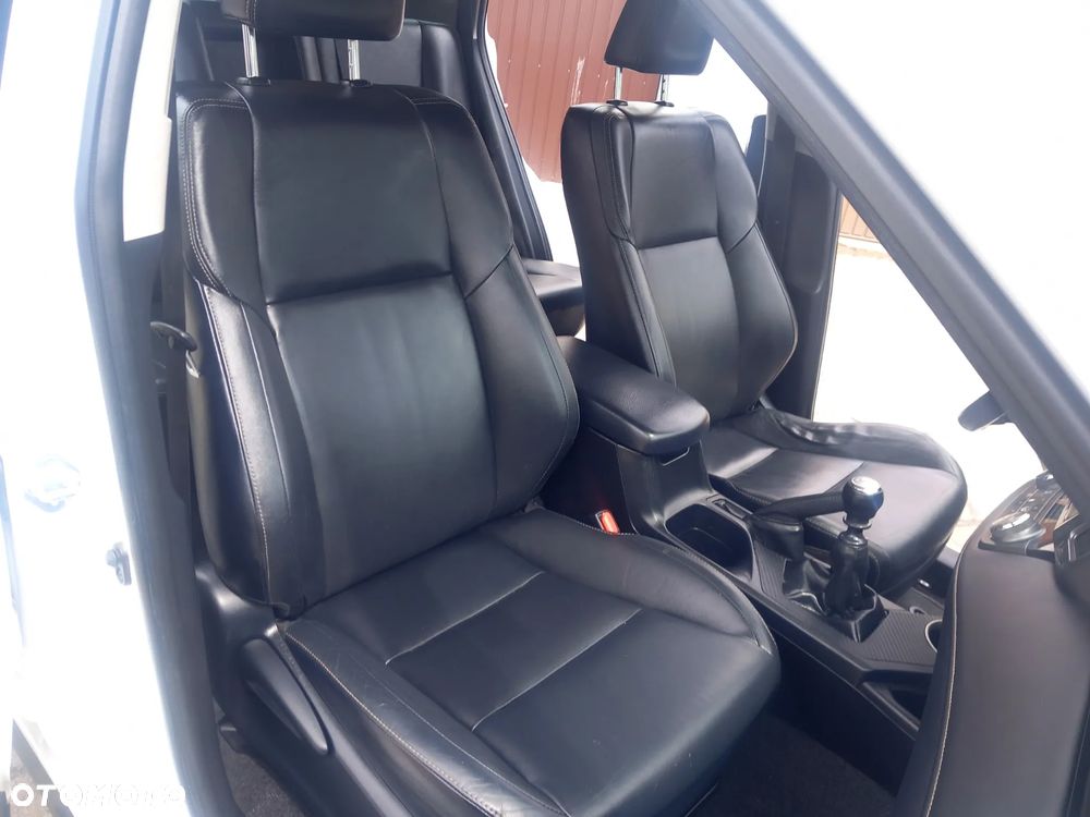 Toyota RAV4 2.2 D-4D 4x4 Executive - 23