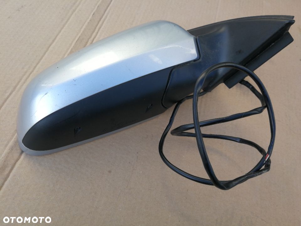 Lusterko zewnetrzne prawe Audi A4 B7 LY7W - 3