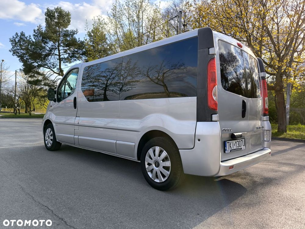 Opel Vivaro L2H1 2.9t - 13
