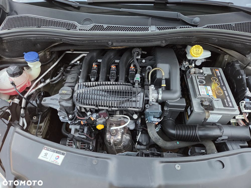 Peugeot 208 - 31