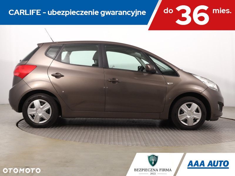 Kia Venga - 8