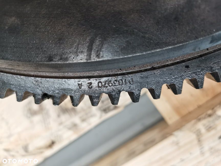 Koło zamachowe R520914 Claas Axion - 3