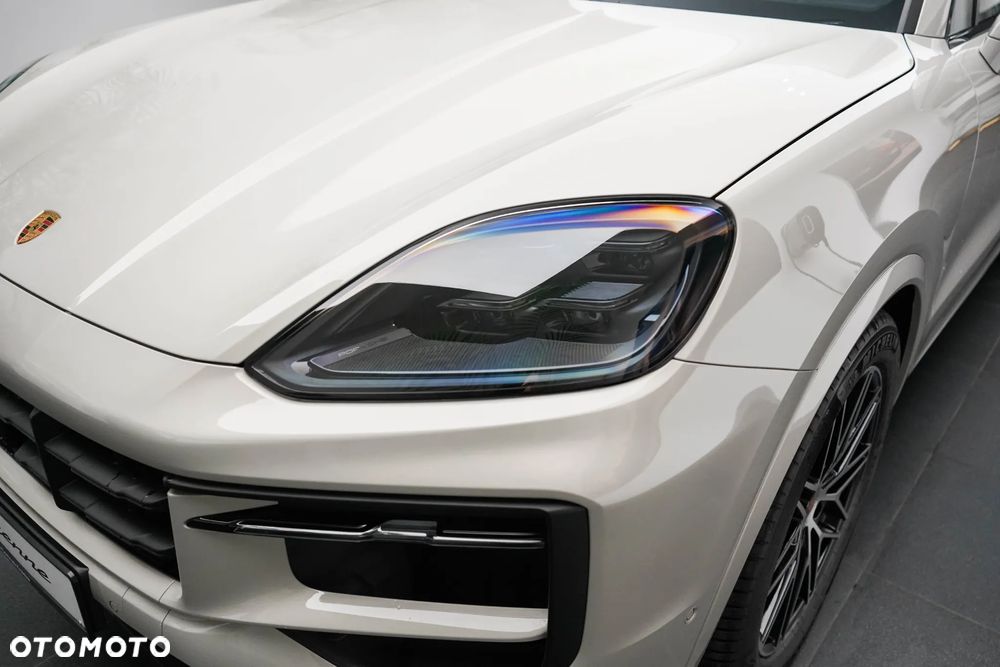 Porsche Cayenne Standard - 35