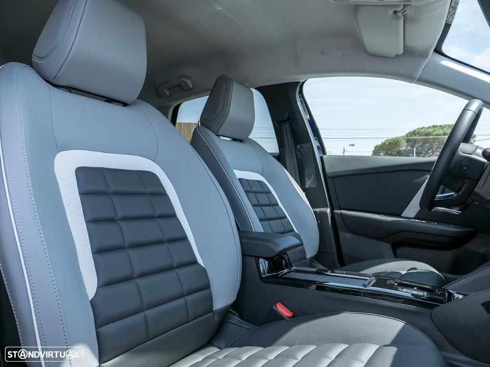 Citroën e-C4 156 MAX - 16