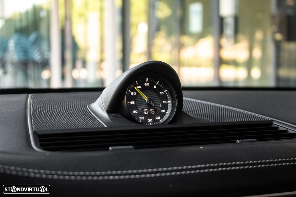 Porsche Panamera 4 E-Hybrid - 27