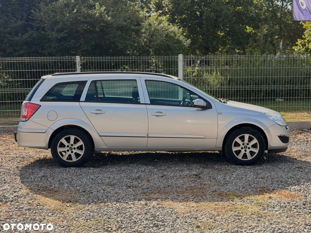Opel Astra - 4