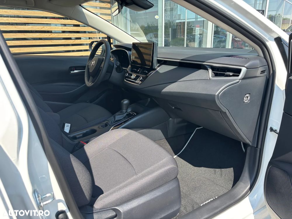 TOYOTA Corolla 2026 — imagine 15