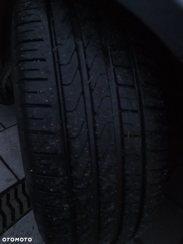 Mercedes-Benz Klasa E 200 CDI DPF BlueEFFICIENCY 7G-TRONIC Avantgarde - 22