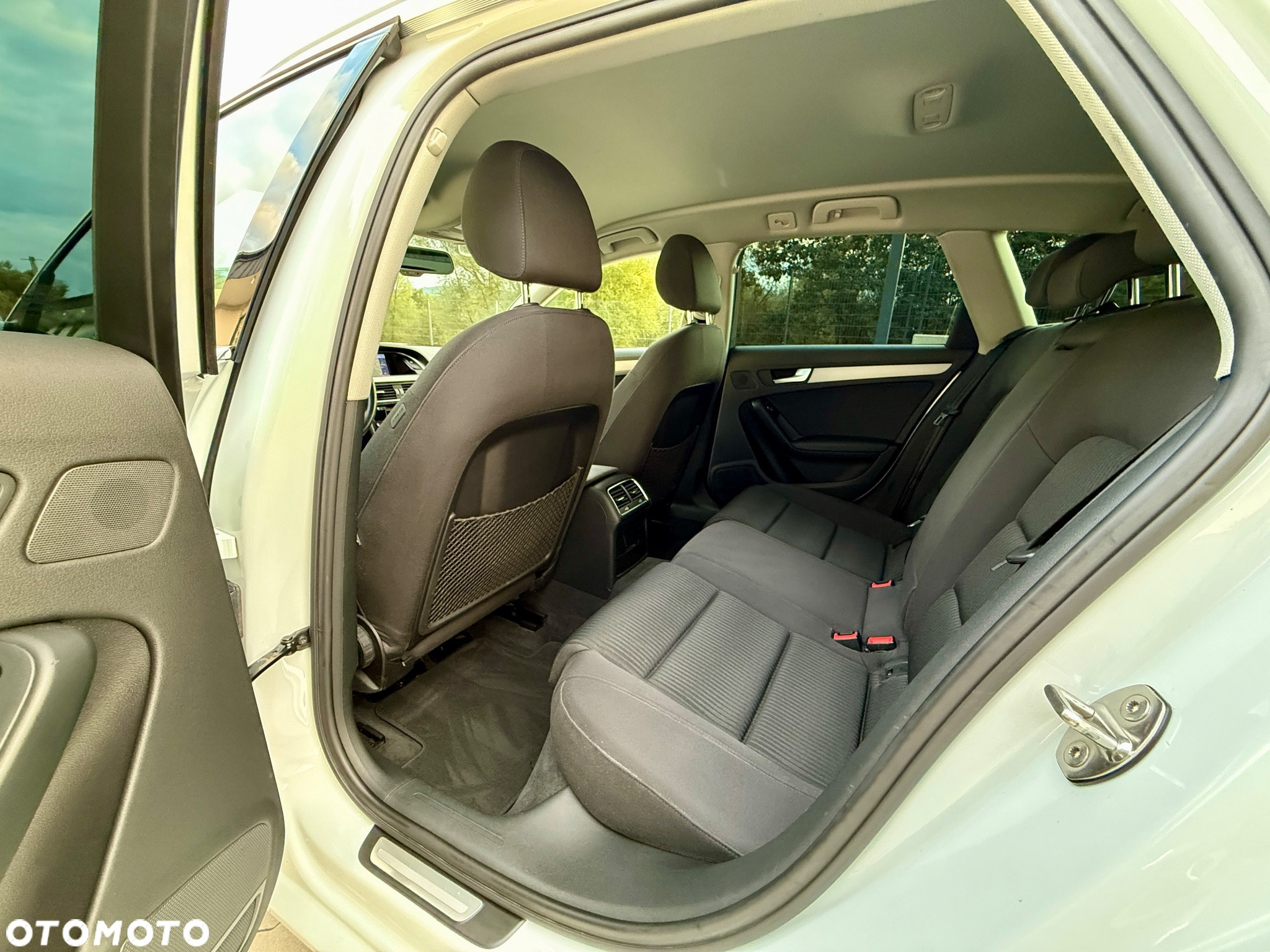 Audi A4 Avant 2.0 TDI - 19