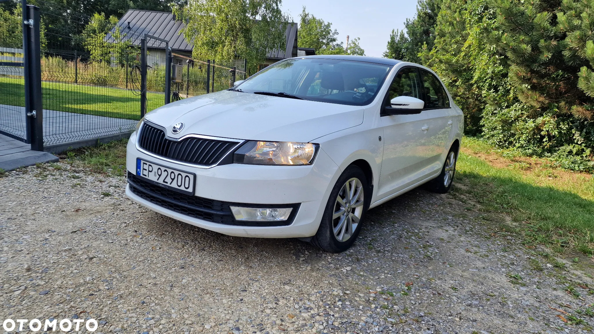 Skoda RAPID 1.6 TDI DPF Ambition - 2