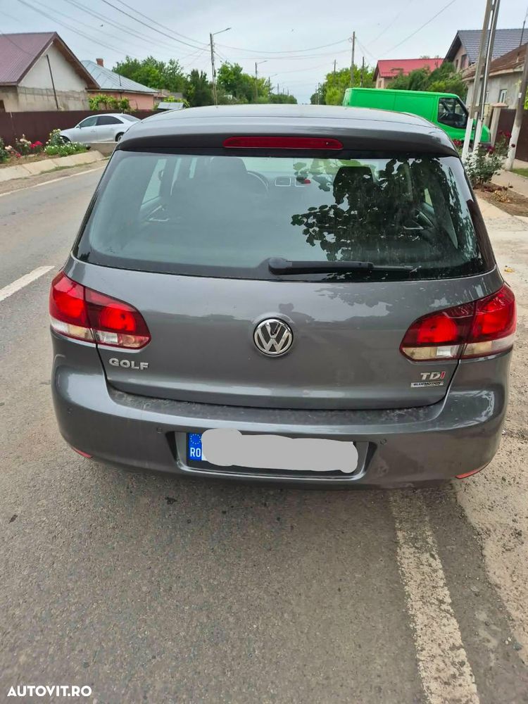 Volkswagen Golf 1.6 TDI BlueMotion Technology DPF Comfortline DSG - 3