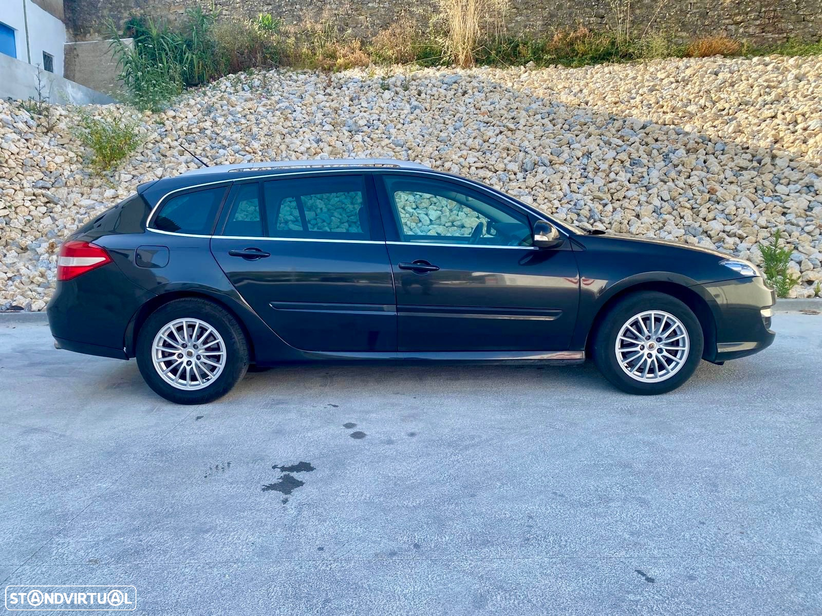 Renault Laguna Break 2.0 dCi Initiale - 17
