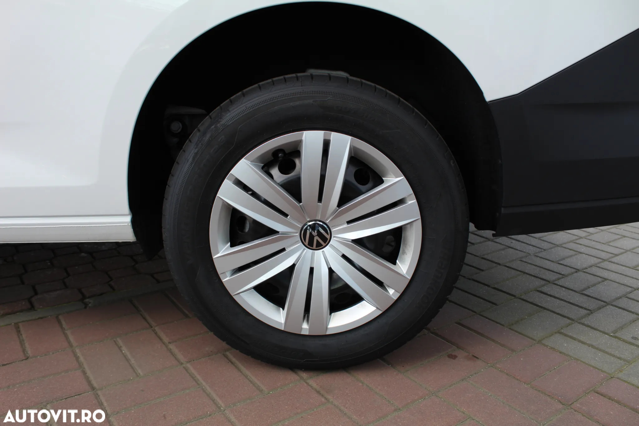 Volkswagen Caddy Maxi Cargo 2.0 TDI 75 102 CP - 30