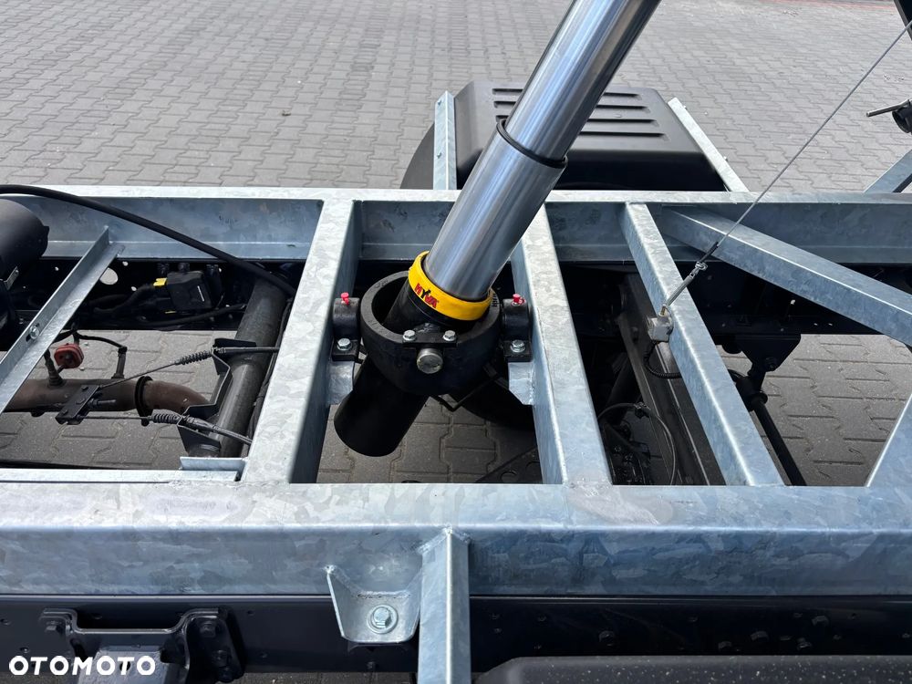 Iveco DAILY 65C15,65C17,65C18,70C15,70C17,70C18,72C15,72C17,72C18 - 8