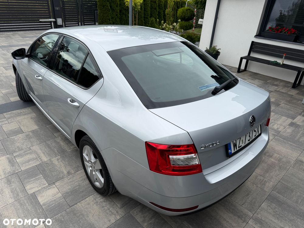 Skoda Octavia 2.0 TDI Ambition DSG - 11