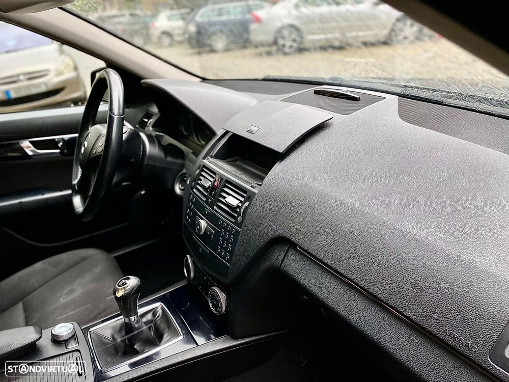 Mercedes-Benz C 200 CDi Classic - 21