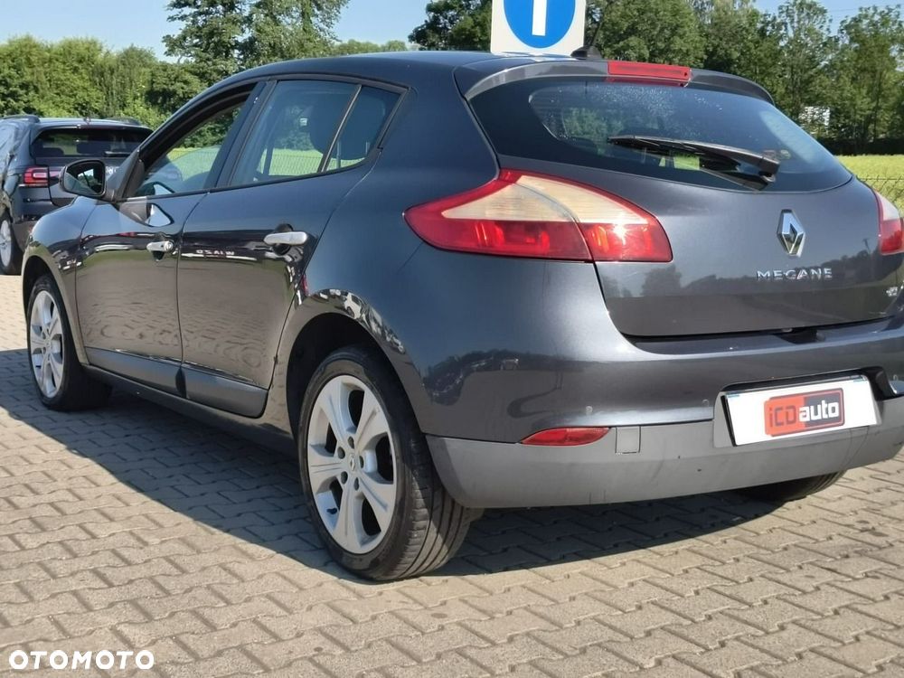 Renault Megane - 5