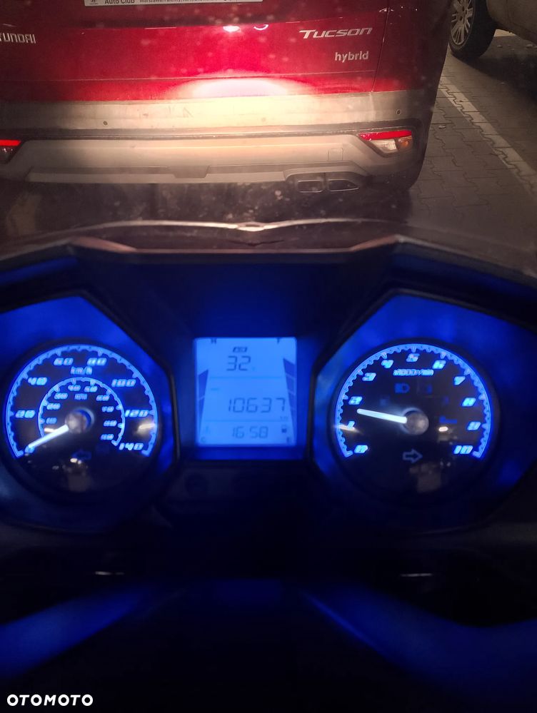Kymco Downtown - 14