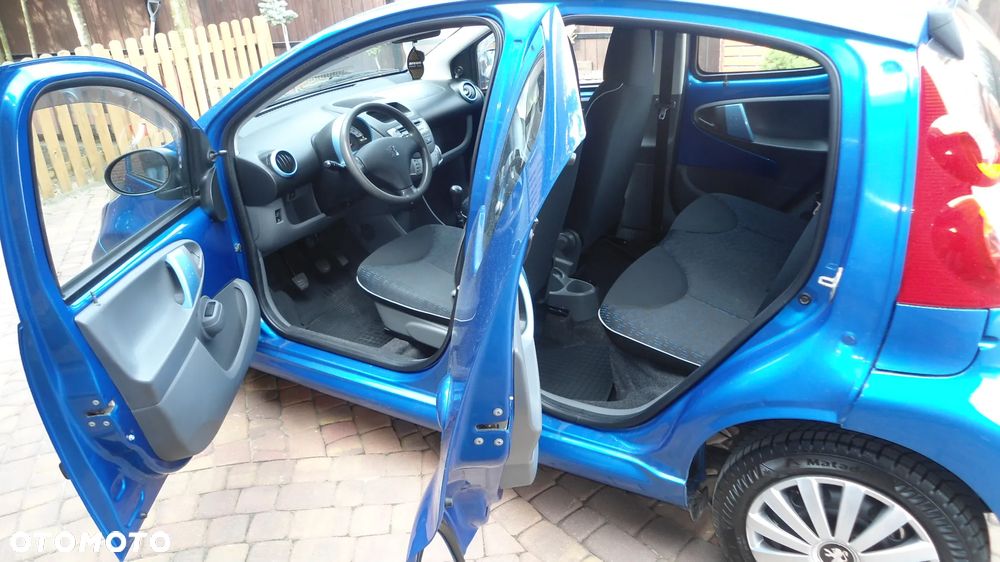 Peugeot 107 1.0 Urban Move - 9