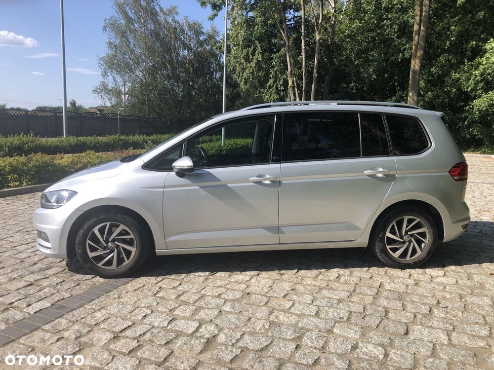 Volkswagen Touran 1.4 TSI BMT Comfortline DSG - 2
