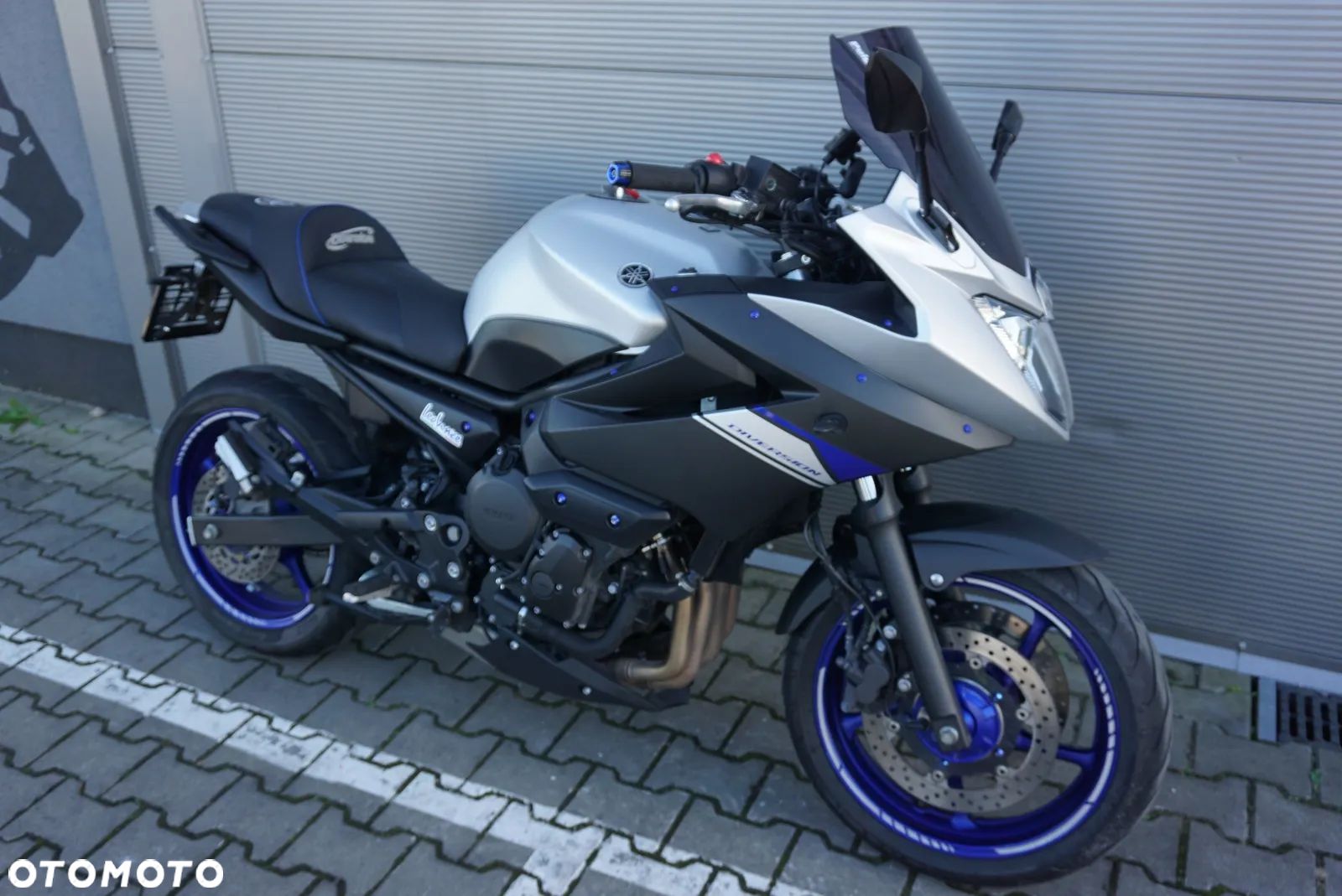 Yamaha XJ - 1