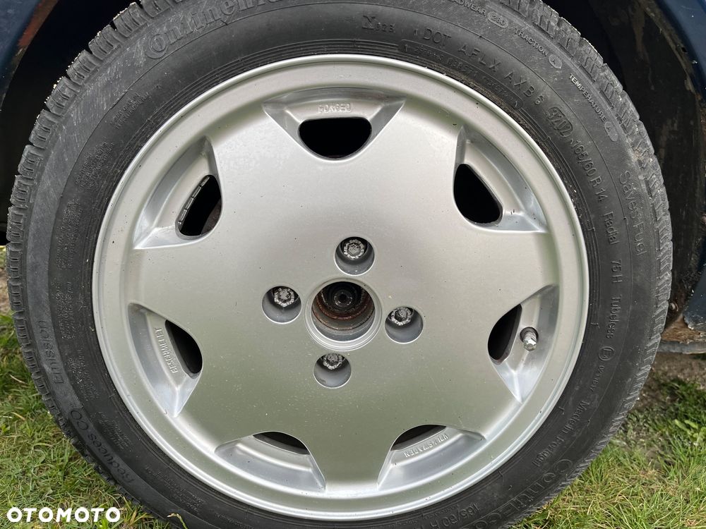 Volkswagen Polo - 16