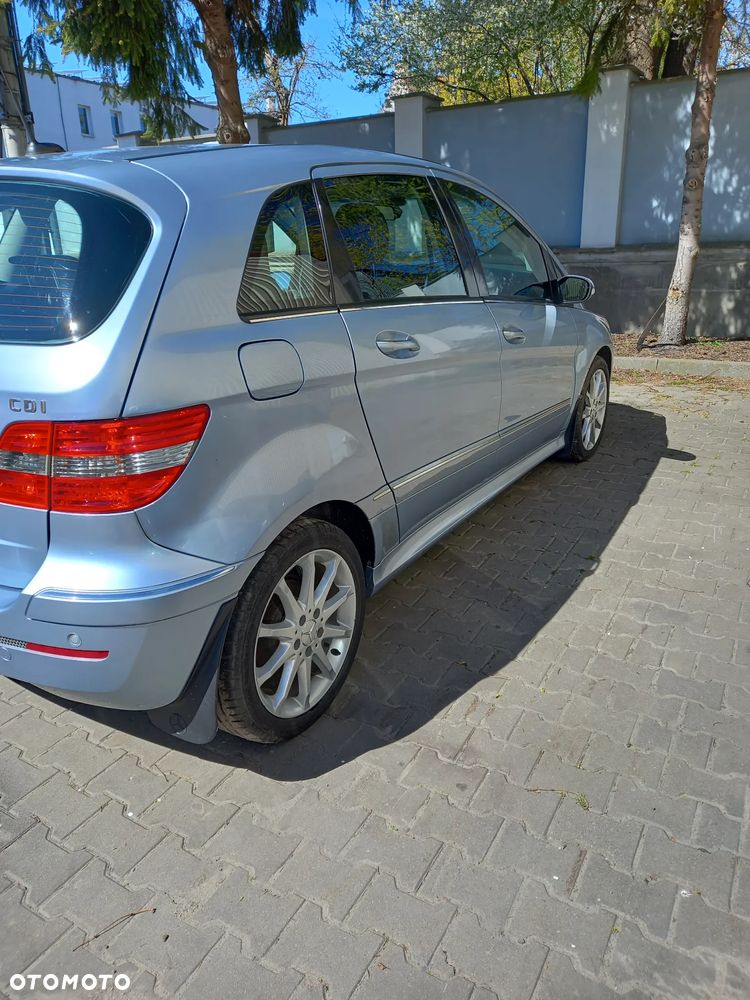 Mercedes-Benz Klasa B 200 CDI Autotronic - 3