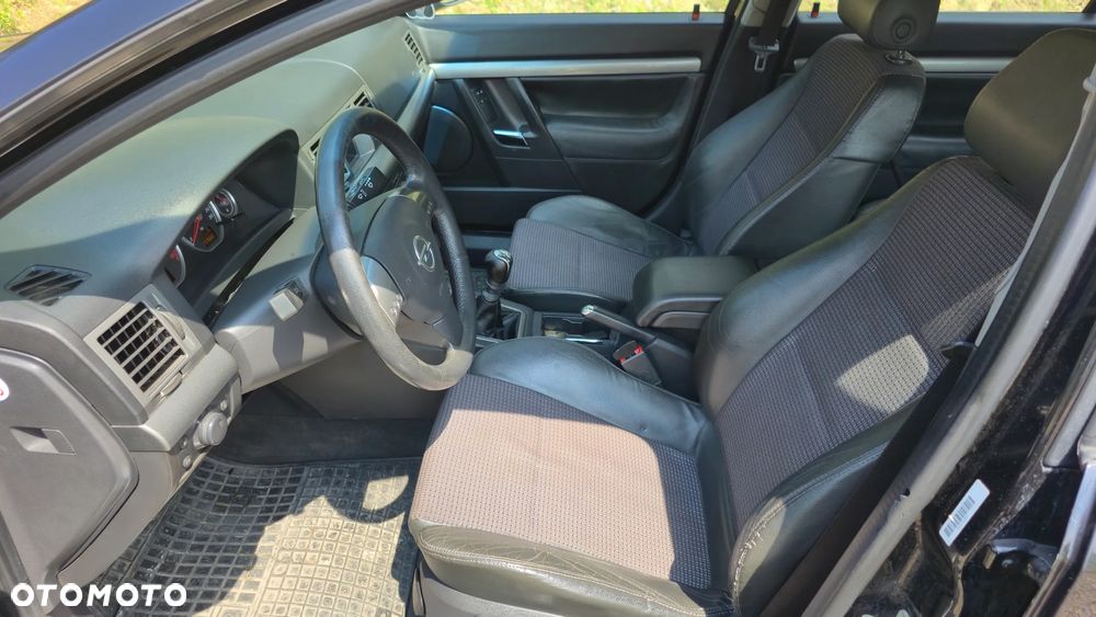 Opel Signum 2.0 T - 11