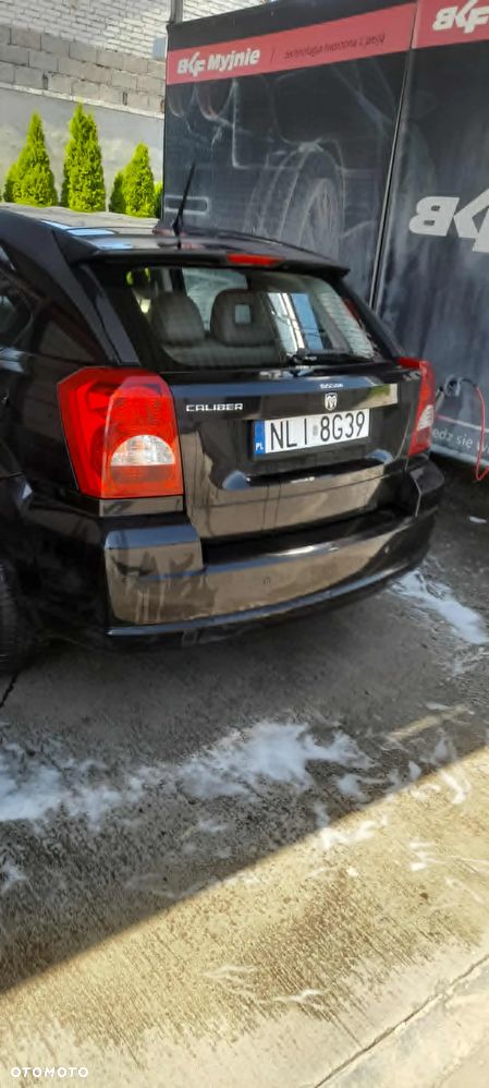Dodge Caliber - 4
