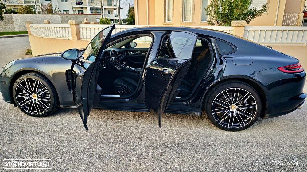 Porsche Panamera 4 E-Hybrid - 3