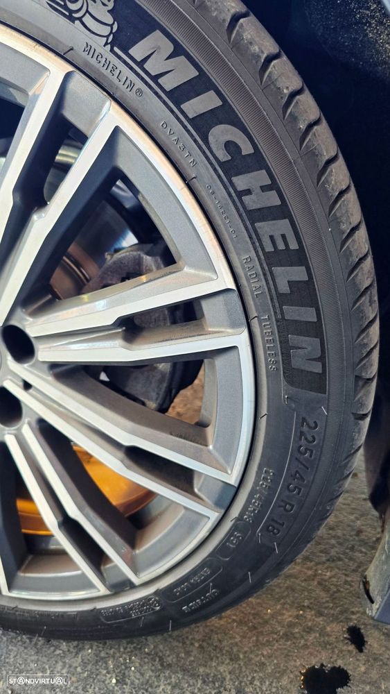 BMW 320 d Pack M Auto - 19