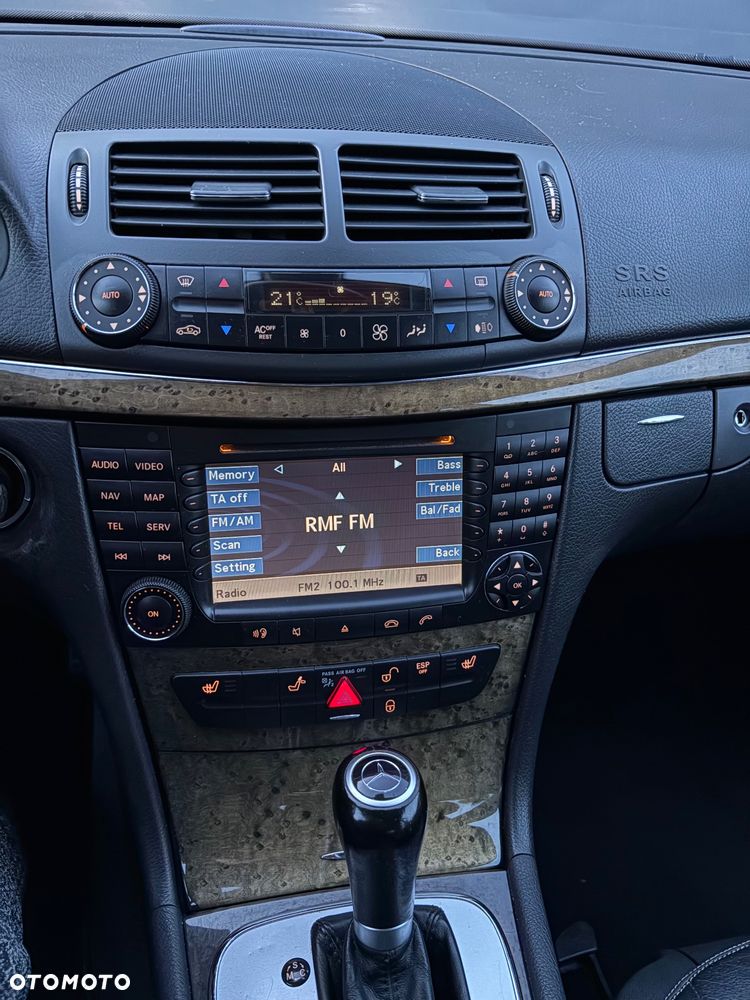 Mercedes-Benz Klasa E - 30