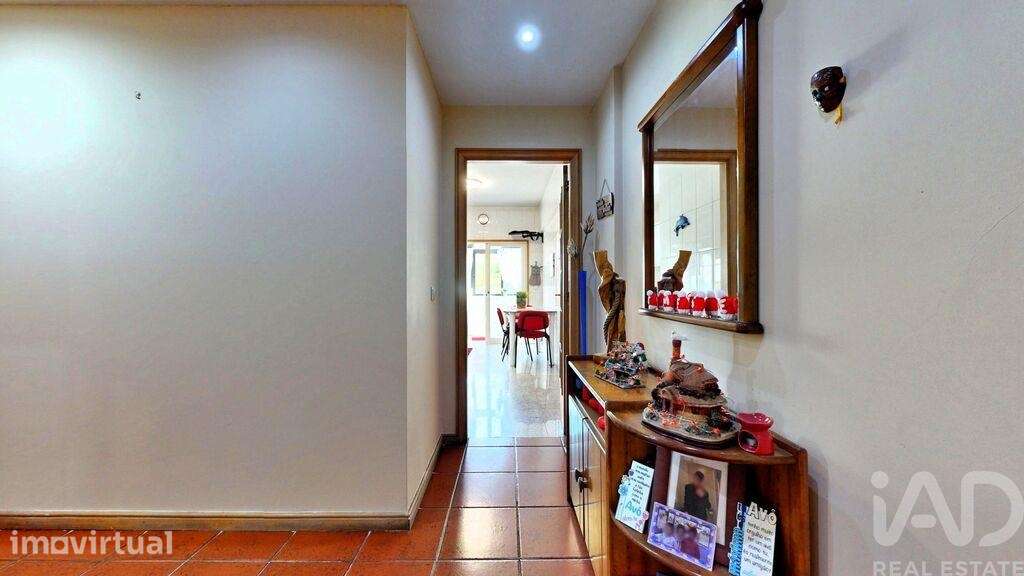 Apartamento T2 em Águas Santas de 94 m2 - Grande imagem: 2/28