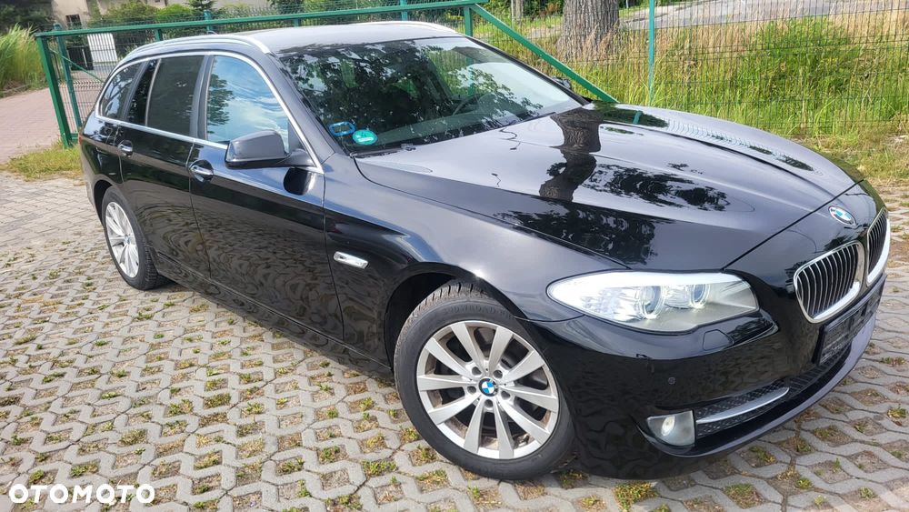 BMW Seria 5 520d Touring - 1