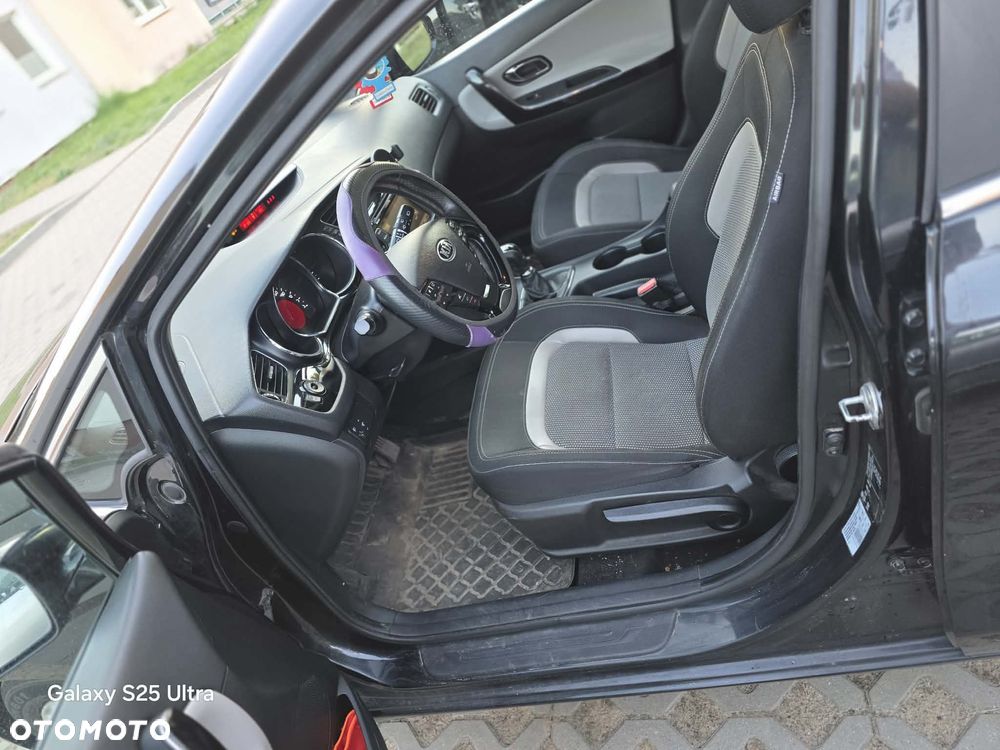 Kia Ceed - 13