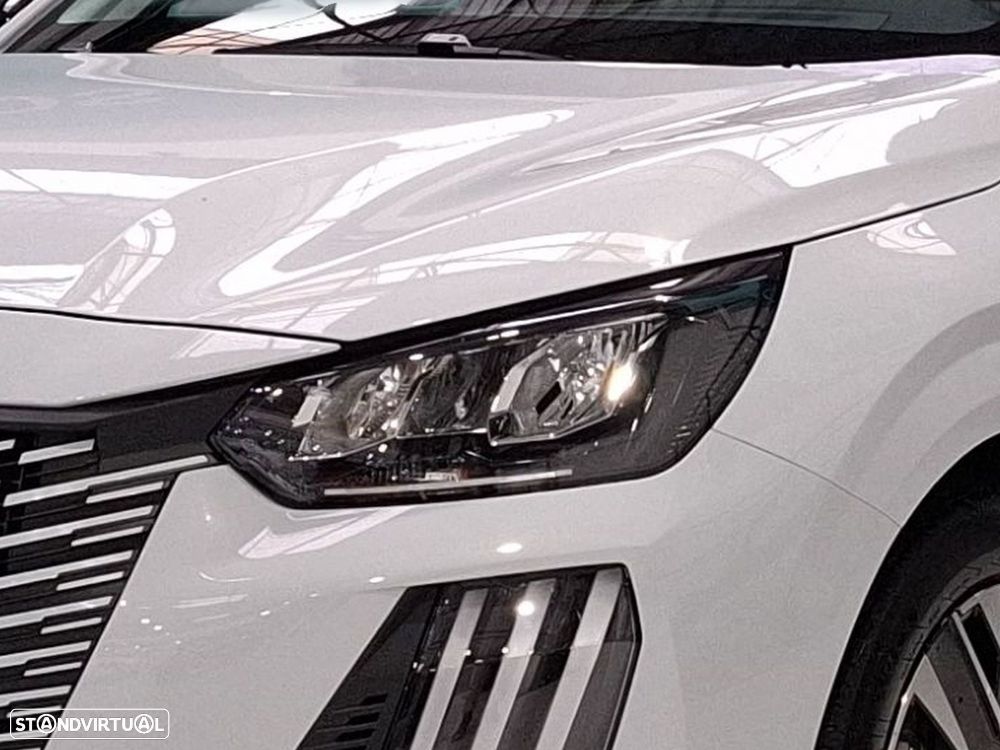 Peugeot 208 1.2 Hybrid Allure e-DCS6 - 16