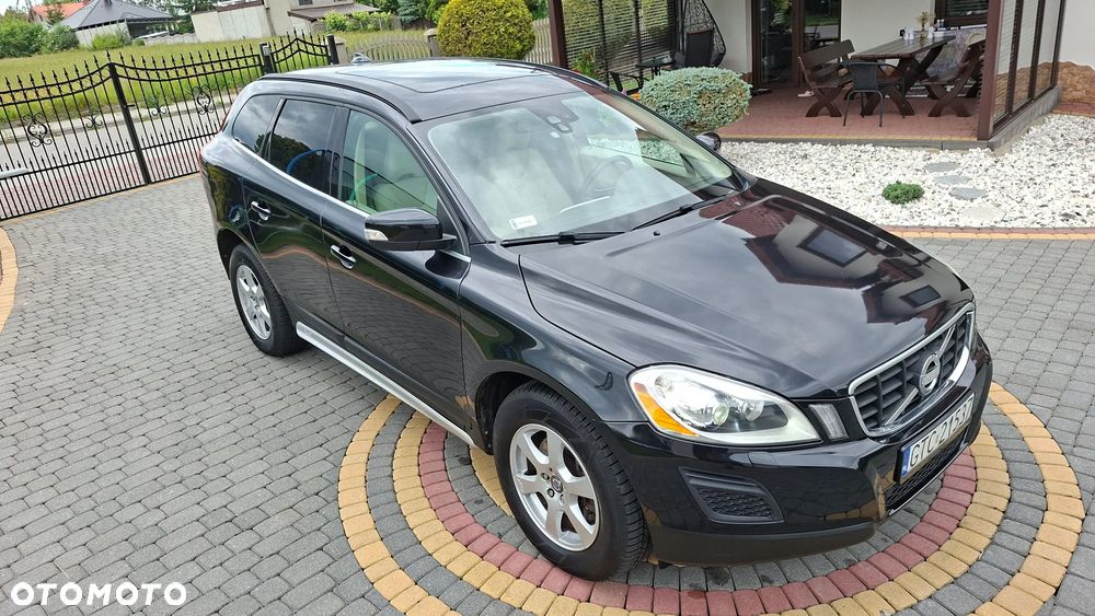Volvo XC 60 2.4D AWD - 33