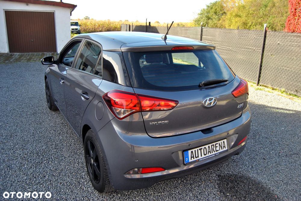 Hyundai i20 1.4 Premium - 21