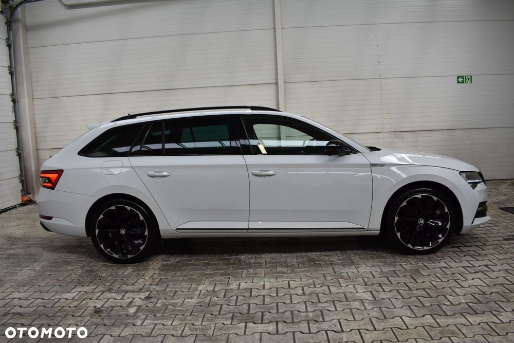 Skoda Superb 1.4 TSI Plug-In Hybrid Sportline DSG - 4